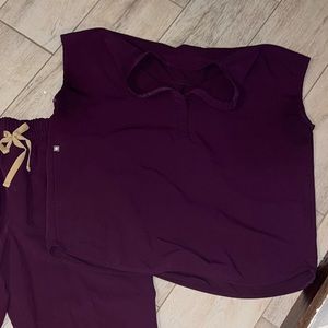 FIGS Deep Purple Rafaela top